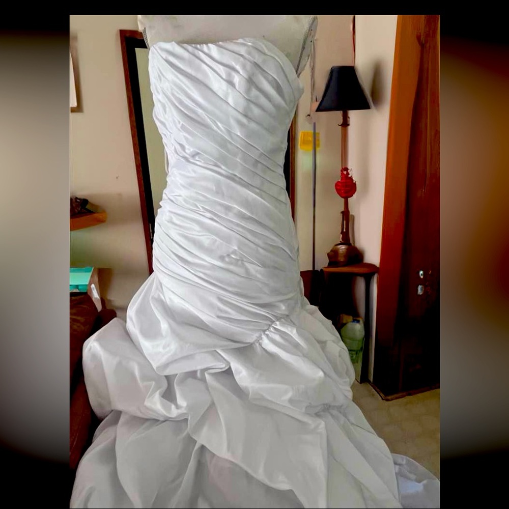 White wedding dress